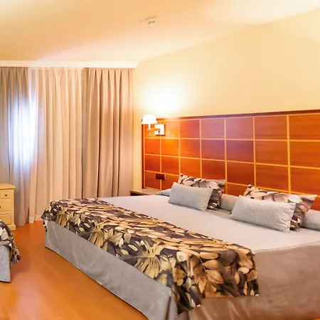 Szálloda Ramblas Vendrell 4*
