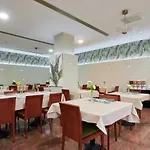 Ramblas Vendrell Hotell 4*