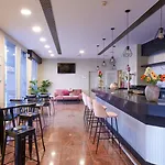 Hotell Ramblas Vendrell 4*