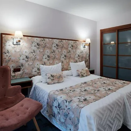 Ramblas Vendrell Hotel 4*