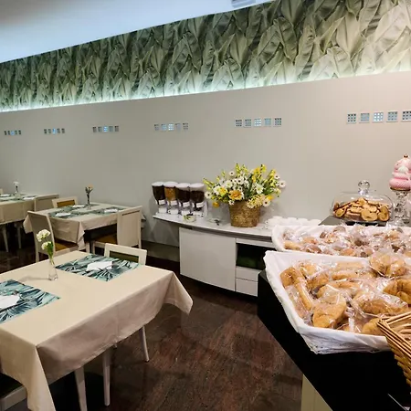 Ramblas Vendrell Hotel 4*