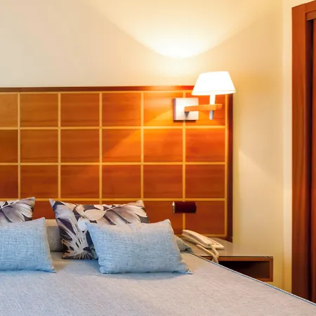 Ramblas Vendrell Hotell 4*